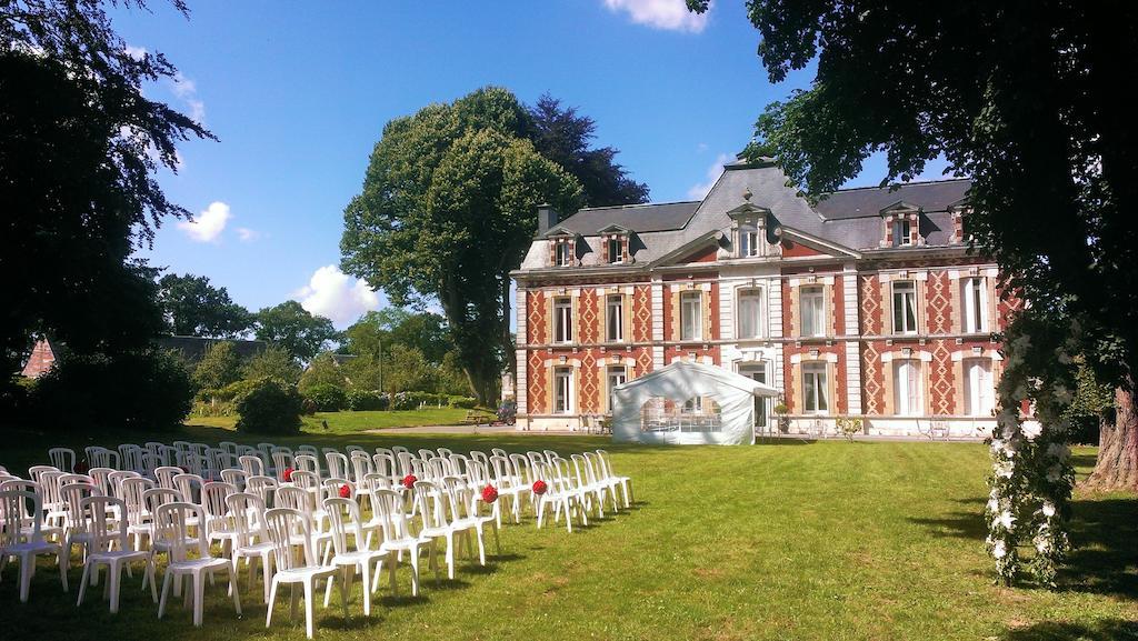 Chateau Des Saveurs Saint-Sauveur-dʼÉmalleville Dış mekan fotoğraf