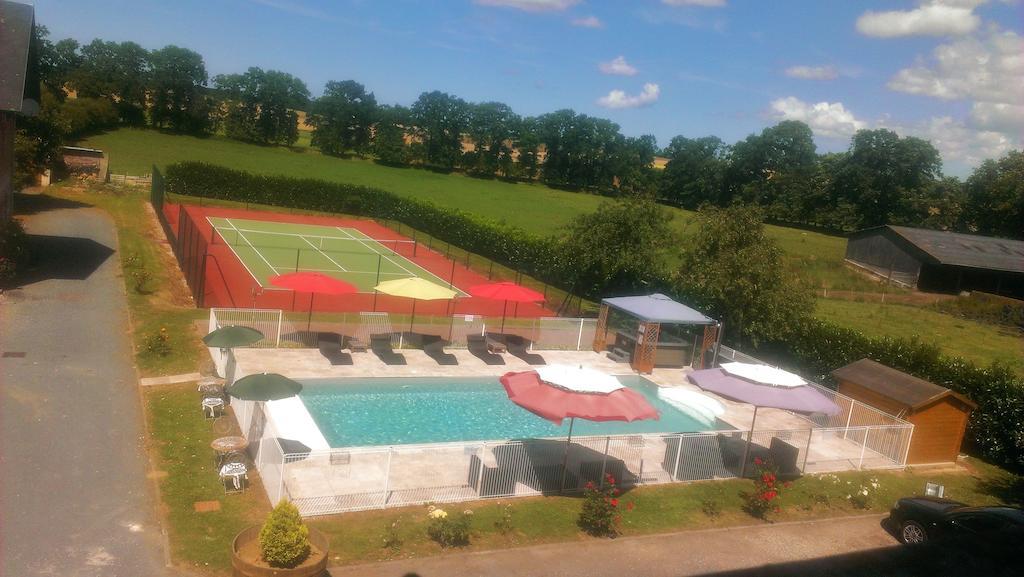Chateau Des Saveurs Saint-Sauveur-dʼÉmalleville Dış mekan fotoğraf