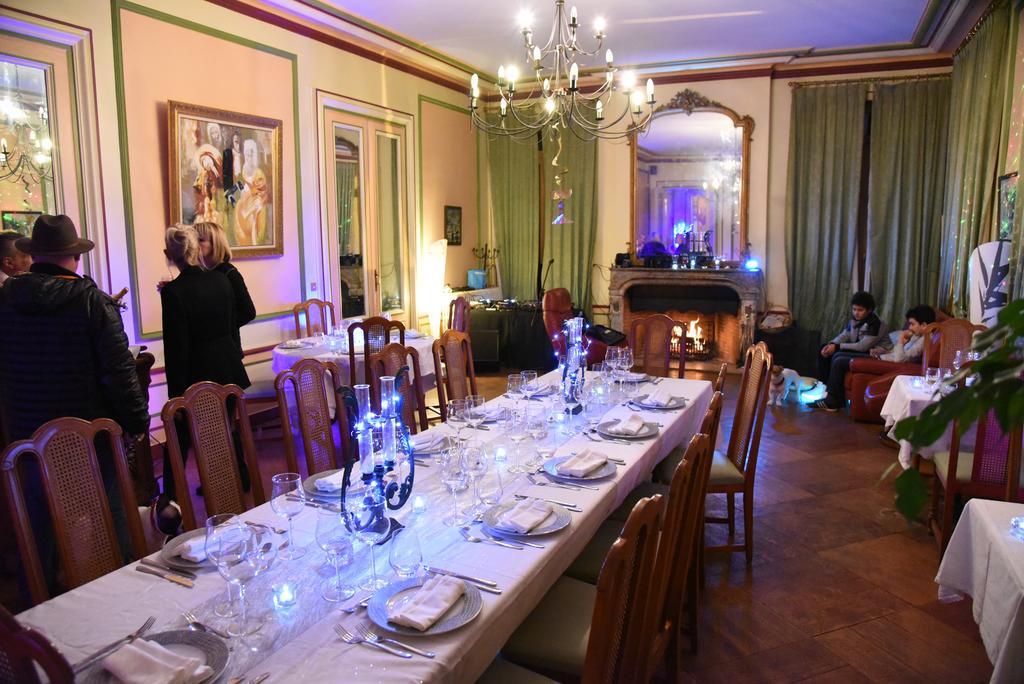 Chateau Des Saveurs Saint-Sauveur-dʼÉmalleville Dış mekan fotoğraf